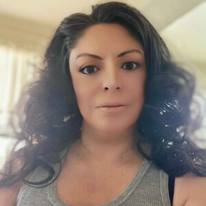 Meet your Posher, Perla